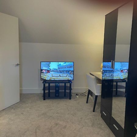 Rendezvous Apartment Romford Ngoại thất bức ảnh