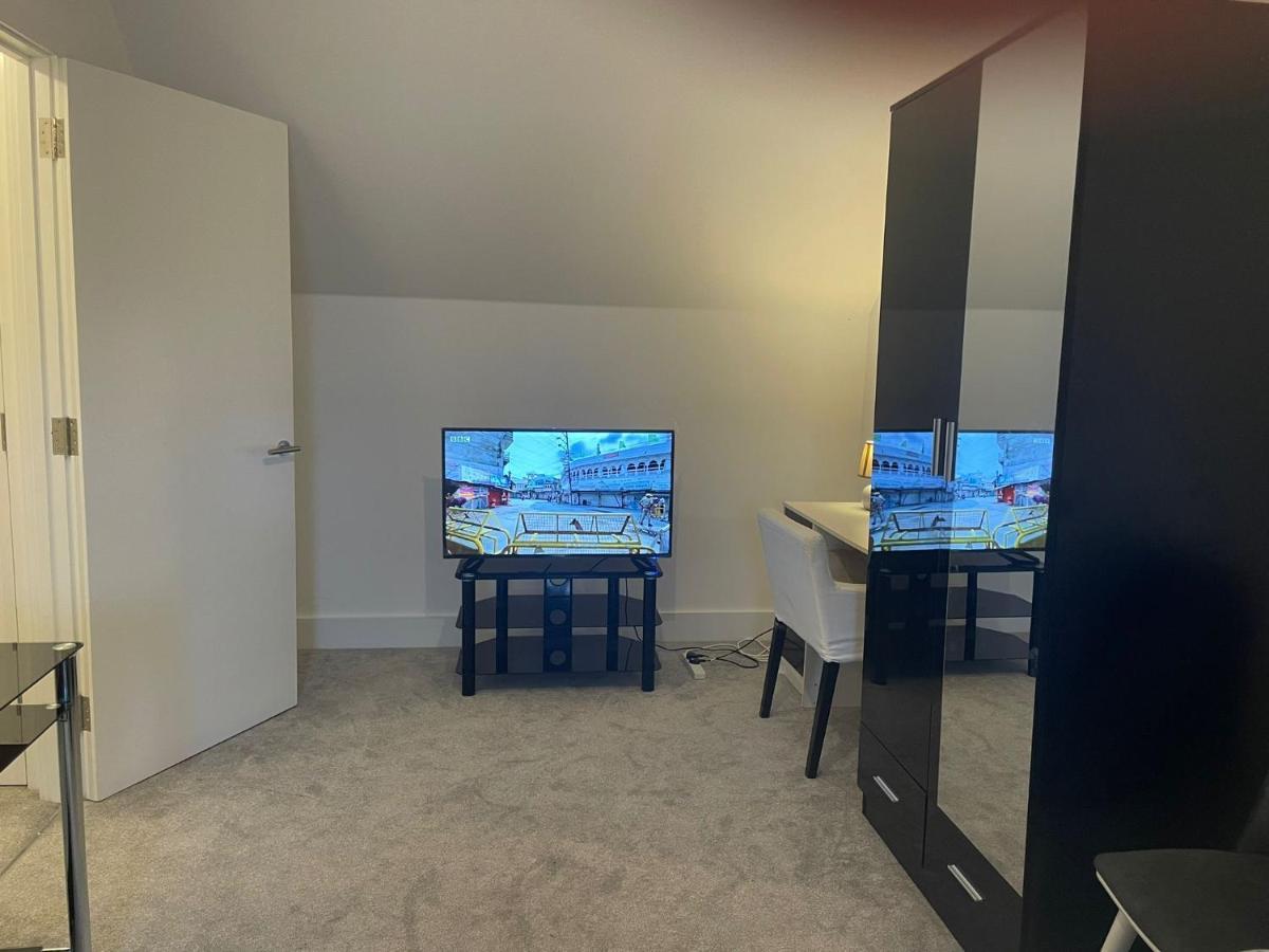 Rendezvous Apartment Romford Ngoại thất bức ảnh