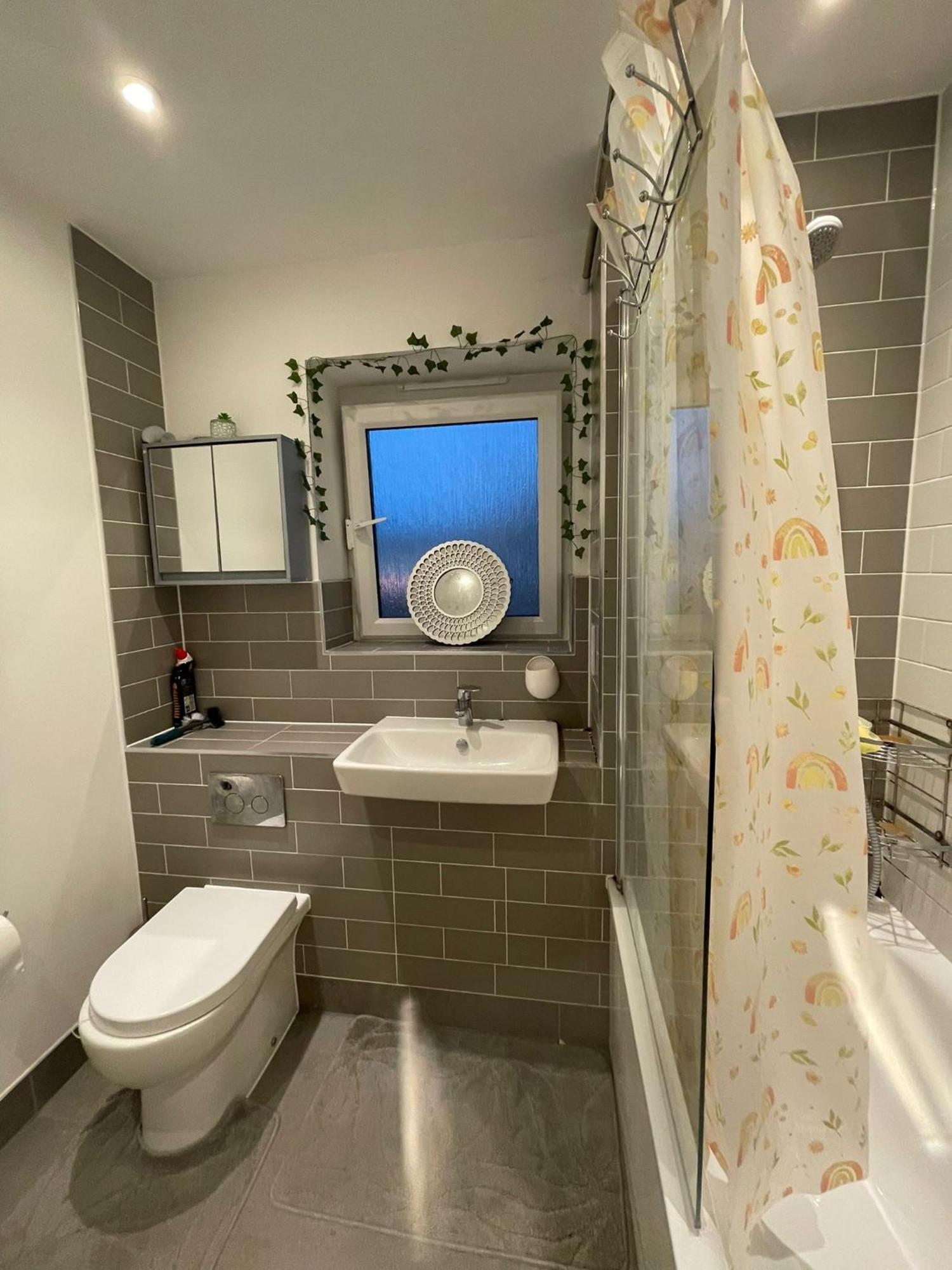 Rendezvous Apartment Romford Ngoại thất bức ảnh