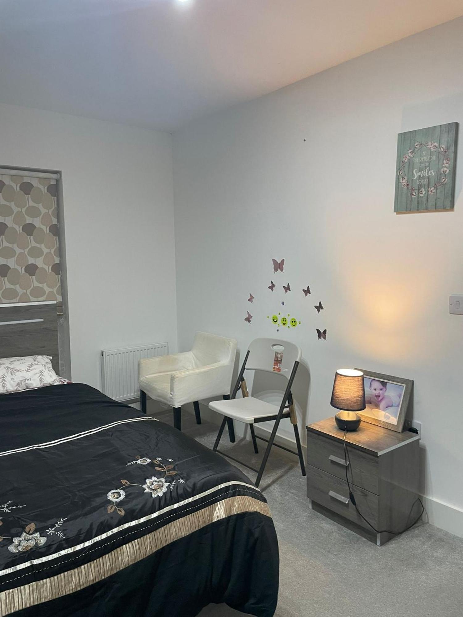 Rendezvous Apartment Romford Ngoại thất bức ảnh